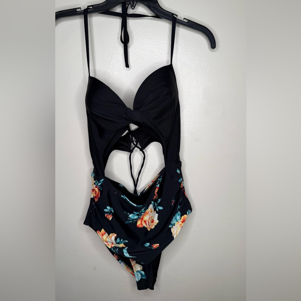 CUPSHE SWIM WEAR - Picture 2 of 6